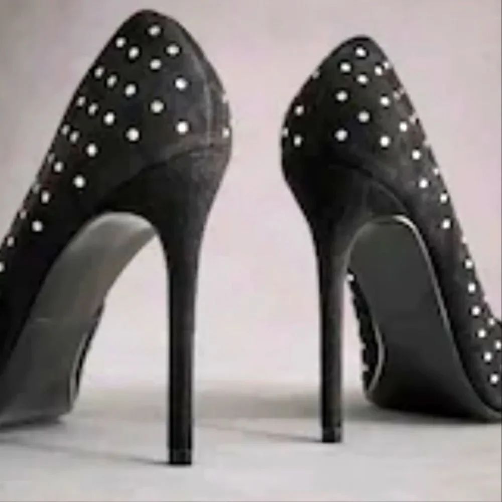 MARC FISHER JEWEL STUDDED EMBELLISHMENTS HIGH HEEL PEEP-TOE PUMP